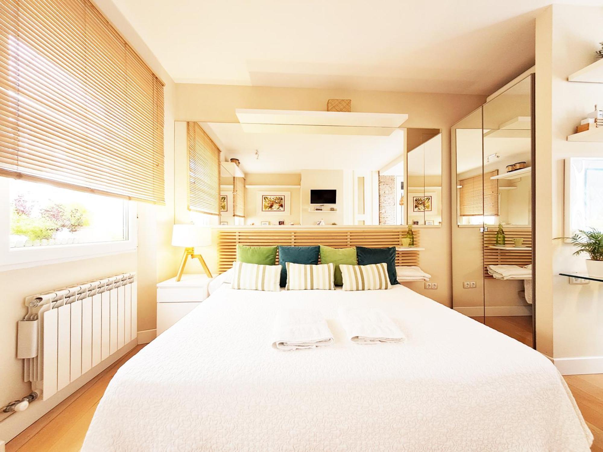 ApartaSuite Deluxe Centro Histórico Ático tranquilo con terrazas a pie de calle Granada Esterno foto