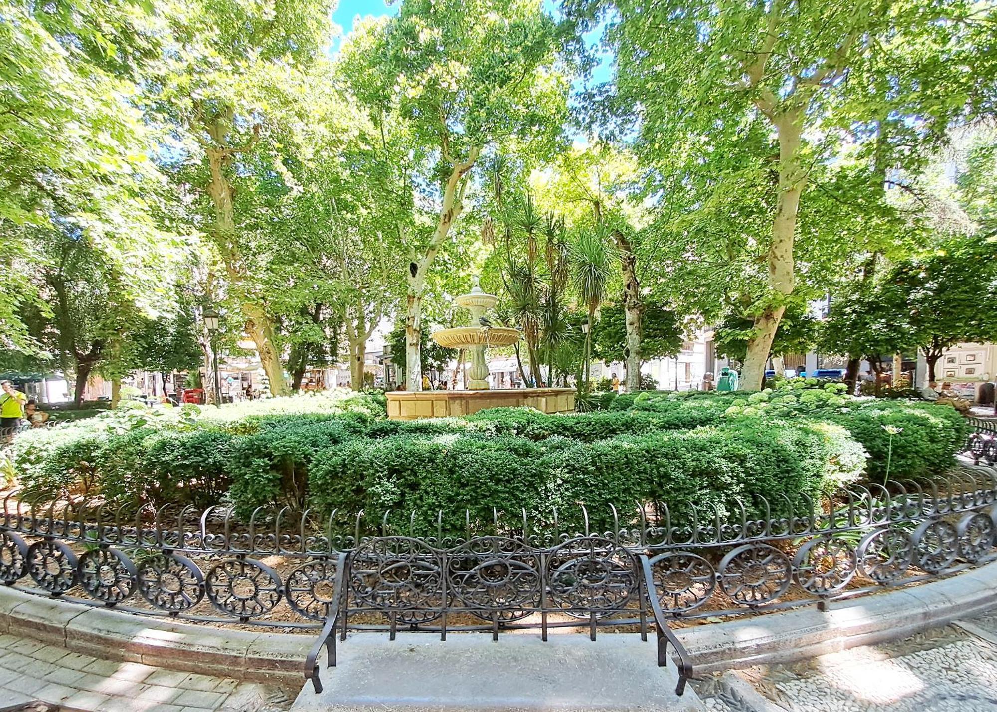 ApartaSuite Deluxe Centro Histórico Ático tranquilo con terrazas a pie de calle Granada Esterno foto